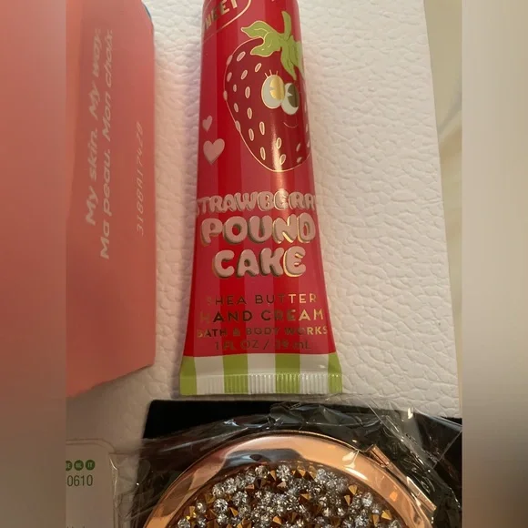 LOW START 🌟 Assorted 10 Piece Beauty & Personal Care Bundle - NEW - Picture 4 of 11